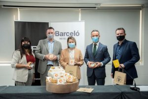 El Gobierno aúna sector quesero y turístico para potenciar el valor del producto local