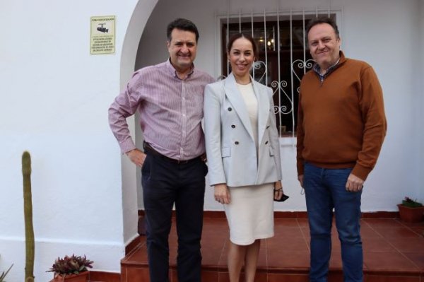 Guacimara Medina se reúne con la Fundación Canaria Pino Ojeda para activar acuerdos