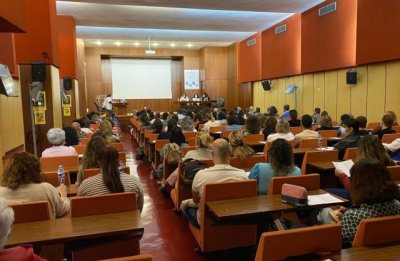 La Candelaria analiza los procesos de esterilizaci&oacute;n y seguridad cl&iacute;nica para obtener una mayor eficiencia