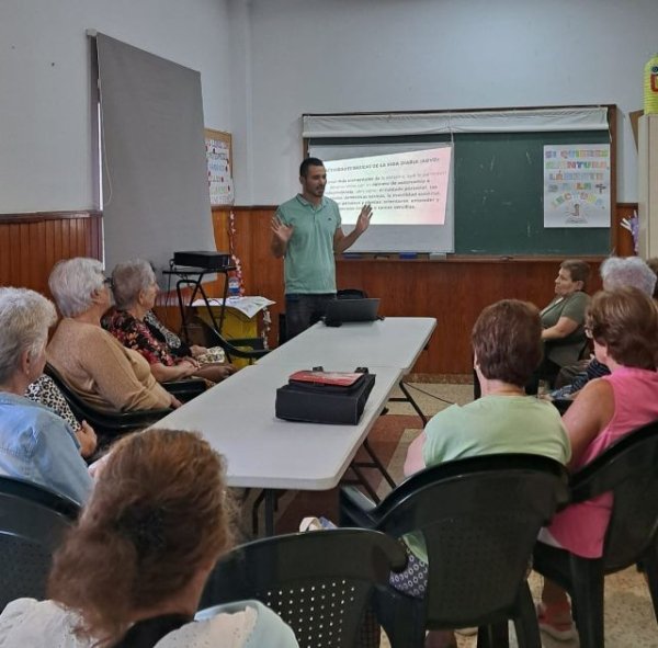 Gáldar: Taller de la &quot;Ley de Dependencia&quot; en Barrial