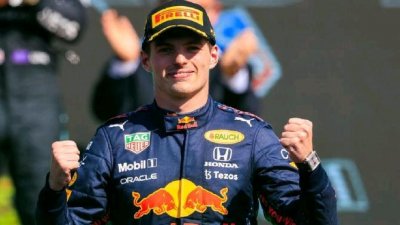 Verstappen gana el Mundial m&aacute;s emocionante en la &uacute;ltima vuelta