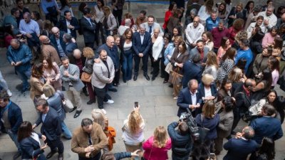 Fernando Clavijo destaca la labor de los profesionales del Hospital La Candelaria en sus 60 a&ntilde;os de trayectoria
