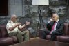 El presidente de Canarias se re&uacute;ne con el teniente general Alejandro Esc&aacute;mez en su despedida como jefe del Mando