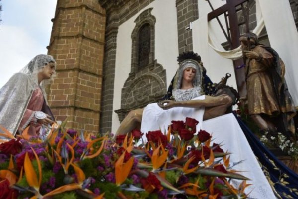 La Semana Santa en Teror vuelve a la normalidad y se recupera la Quema de Judas