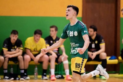 Balonmano: La Federaci&oacute;n Espa&ntilde;ola selecciona a Alberto Delgado del Km13 G&aacute;ldar