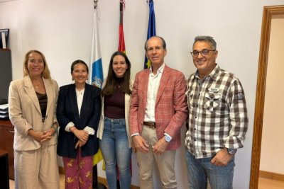 La lucha canaria estrecha lazos con Gambia para impulsar intercambios deportivos y culturales