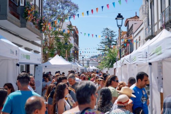 ‘Moya Dulce’ llena las calles de la Villa de Moya