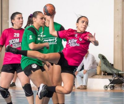 Balonmano: Victoria clave para el 3COM Squad Valsequillo frente al Dany Sport Balonmano Caima
