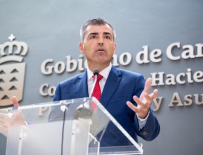 Manuel Dom&iacute;nguez priorizar&aacute; que Canarias se convierta en productora de combustibles alternativos para la aviaci&oacute;n