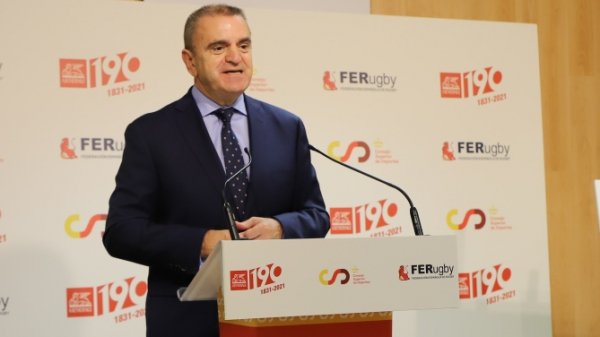 Franco pretende un imposible: una ley &quot;para varias décadas&quot; sin contar con el PP