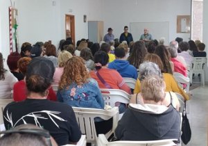 G&aacute;ldar: &Eacute;xito de asistencia en el taller de sahumerio y plantas medicinales del Club de Mayores de Sardina