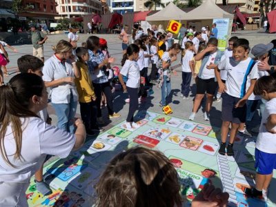 Sanidad celebra un encuentro comunitario en la plaza de El M&eacute;dano para educar en la prevenci&oacute;n de la diabetes