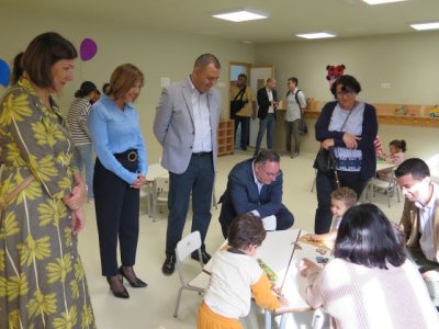 Gu&iacute;a: El CEIP Nicol&aacute;s Aguiar cuenta desde hoy con una nueva aula para alumnos de 2 a 3 a&ntilde;os