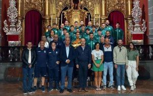 La UD Teror ofreció a la Virgen del Pino su ascenso a la Tercera División