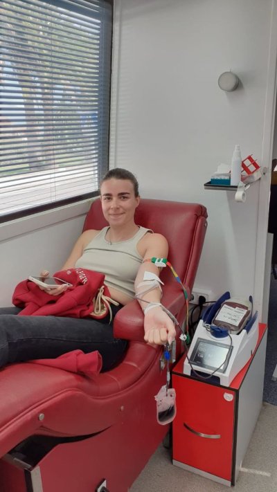 El ICHH promociona la donaci&oacute;n de sangre en el Centro Comercial Las Arenas durante la Semana Santa