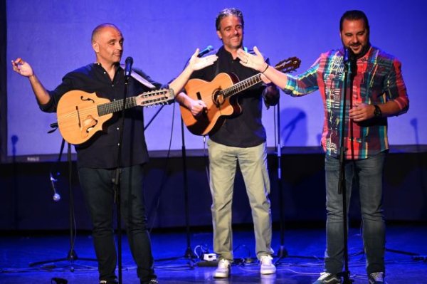Guía: México brilló en el IX Encuentro de Verseadores Ciudad de Guía