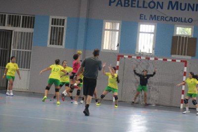 Balonmano Femenino: El G&aacute;ldar BF jug&oacute; su partido atrasado de la 2&ordf; jornada de la copa deporte = salud