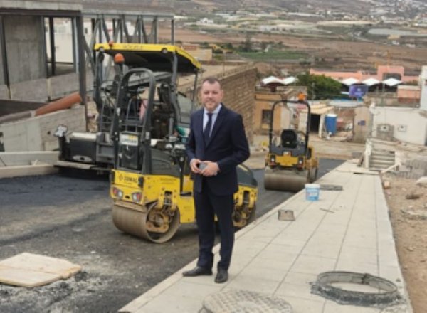 Gáldar: Asfaltada la nueva vía de acceso a La Montaña