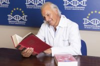 &quot;La obesidad dispara el riesgo de infartos e ictus&quot;, según el Profesor y Doctor en Cardiología Manuel de la Peña