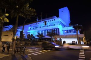 El Cabildo adjudica a Endesa, por 43,6 millones de euros, el suministro eléctrico de las instalaciones y carreteras insulares