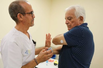 Sanidad prescribe sistemas de monitorizaci&oacute;n de glucosa para diab&eacute;ticos tipo 2 en los centros de salud de Canarias