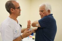 Sanidad prescribe sistemas de monitorización de glucosa para diabéticos tipo 2 en los centros de salud de Canarias