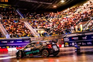 Rogelio Peñate termina el sábado del 49º Rally Islas Canarias en la zona de puntos de WRC2