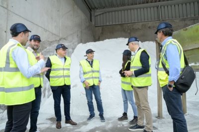 El Gobierno de Canarias conoce los procesos de tratamiento y potabilización del agua de consumo de las Islas