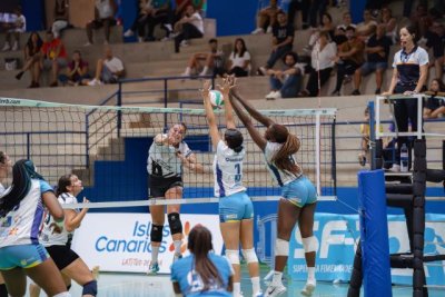 Voleibol Femenino: El Gu&iacute;a CDV Universidad Fernando Pessoa Canarias inicia con una trabajada victoria la campa&ntilde;a 24-25