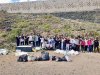 Estudiantes del IES Arucas-Domingo Rivero participan en una actividad de conciencia ambiental en la costa