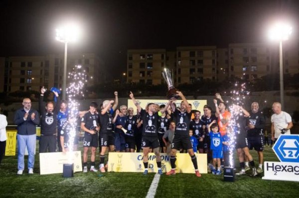 F&uacute;tbol: Una semana de ensue&ntilde;o, el Tamaraceite sella el doblete con la Copa Ruiz Caballero