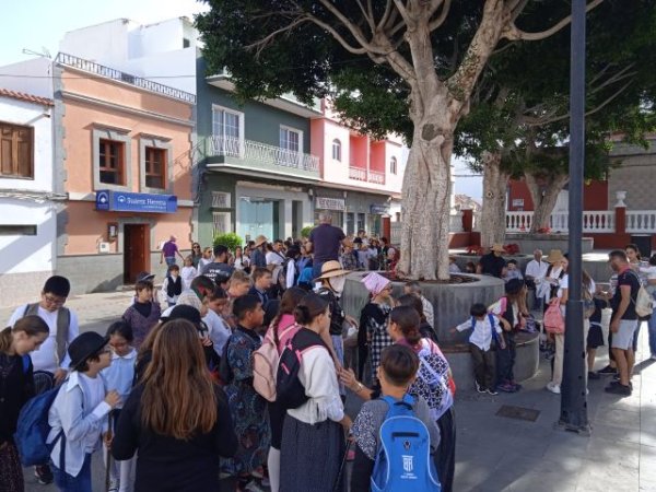 Las mascaritas escolares se dan cita en el Carnaval Tradicional de La Aldea de San Nicolás