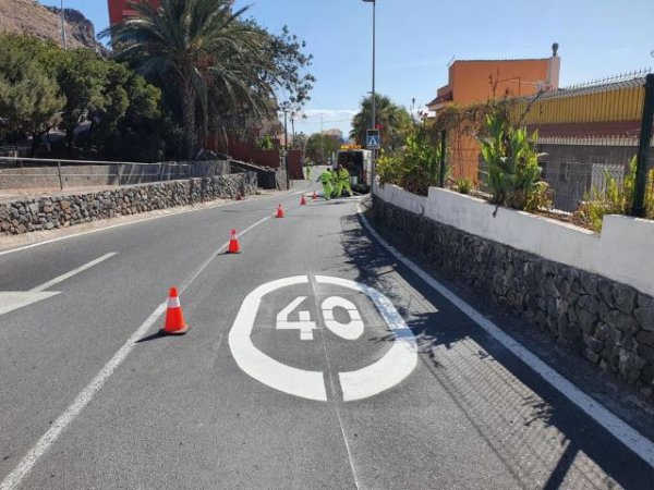 La Gomera: El Cabildo ejecuta una veintena de actuaciones de conservaci&oacute;n en la red viaria insular