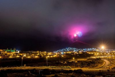 Los Caballitos de Fuego llenan de color las Fiestas Mayores de Santiago