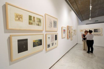 La exposición ‘Grabadores por la Paz’ exhibe la obra de 60 artistas en el Centro de Artes Plásticas del Cabildo Grancanario