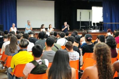 Unos 38.500 estudiantes de 823 centros canarios participan este curso en la evaluación de diagnóstico
