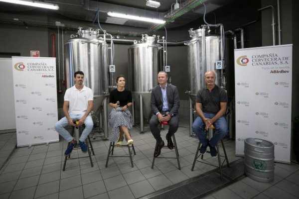 El Ayuntamiento de Las Palmas y Compañía Cervecera ponen en valor la riqueza marina de Las Canteras