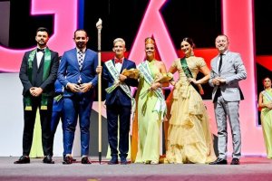 Gáldar: Elizabeth Díaz y Juan Alfredo Pérez, Guayarmina y Bentejuí de las Fiestas Mayores de Santiago 2022