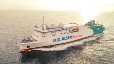 Fred. Olsen Express y Baleària comienzan su cuarto servicio semanal durante el verano entre los puertos de Canarias y Huelva
