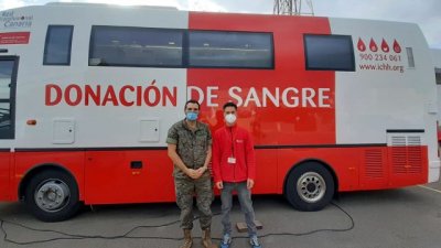 El ICHH finaliza su campa&ntilde;a de donaci&oacute;n de sangre en la base militar de Puerto del Rosario