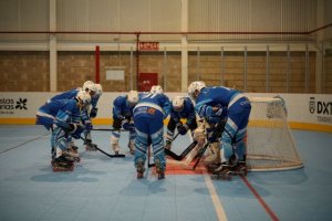 Hockey L&iacute;nea: El Arona Tenerife Guanches arrasa en Barcelona y est&aacute; a una victoria de la final de la Liga &Eacute;lite