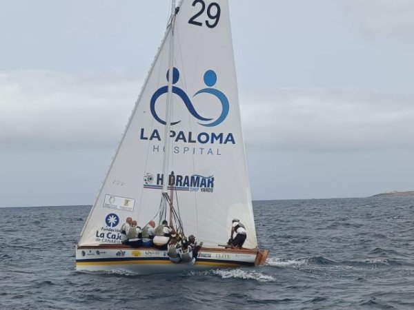 Vela Latina Canaria: Hospital La Paloma Pueblo Guanche, Portuarios Puertos de Las Palmas y Villa de Ag&uuml;imes Ybarra se clasifican para la final del Torneo Fundaci&oacute;n La Caja de Canarias