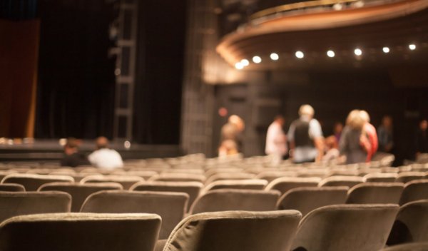 Cultura del Gobierno apoya al sector en la creación de nuevas producciones escénicas