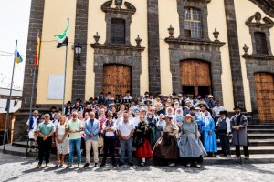 El XXXIII Festival Nacional de Folklore Isla de Gran Canaria celebra este martes su jornada principal en la Plaza Grande de Gu&iacute;a