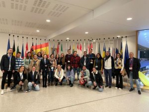 La consejera de Educación y Juventud, Olaia Morán, y 21 jóvenes grancanarios, visitan el Parlamento Europeo