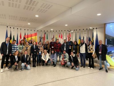 La consejera de Educaci&oacute;n y Juventud, Olaia Mor&aacute;n, y 21 j&oacute;venes grancanarios, visitan el Parlamento Europeo