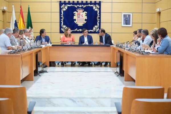 Consejería y Cabildo de Fuerteventura acuerdan trabajar para impulsar la construcción de vivienda pública