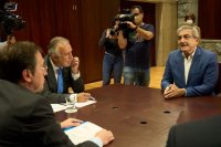 Rom&aacute;n Rodr&iacute;guez pide a Espa&ntilde;a que persuada a Marruecos para cambiar petr&oacute;leo por renovables