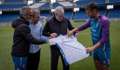 Clavijo destaca el esfuerzo del CD Tenerife para devolver al club a Segunda División