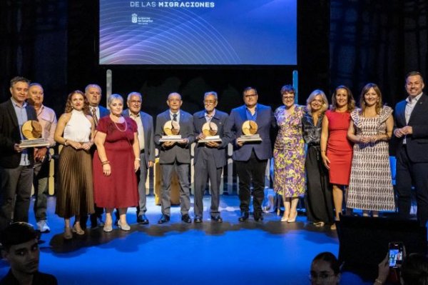 Un emotivo acto en el Guiniguada reconoce la labor de personas y entidades que trabajan en el ámbito de migraciones